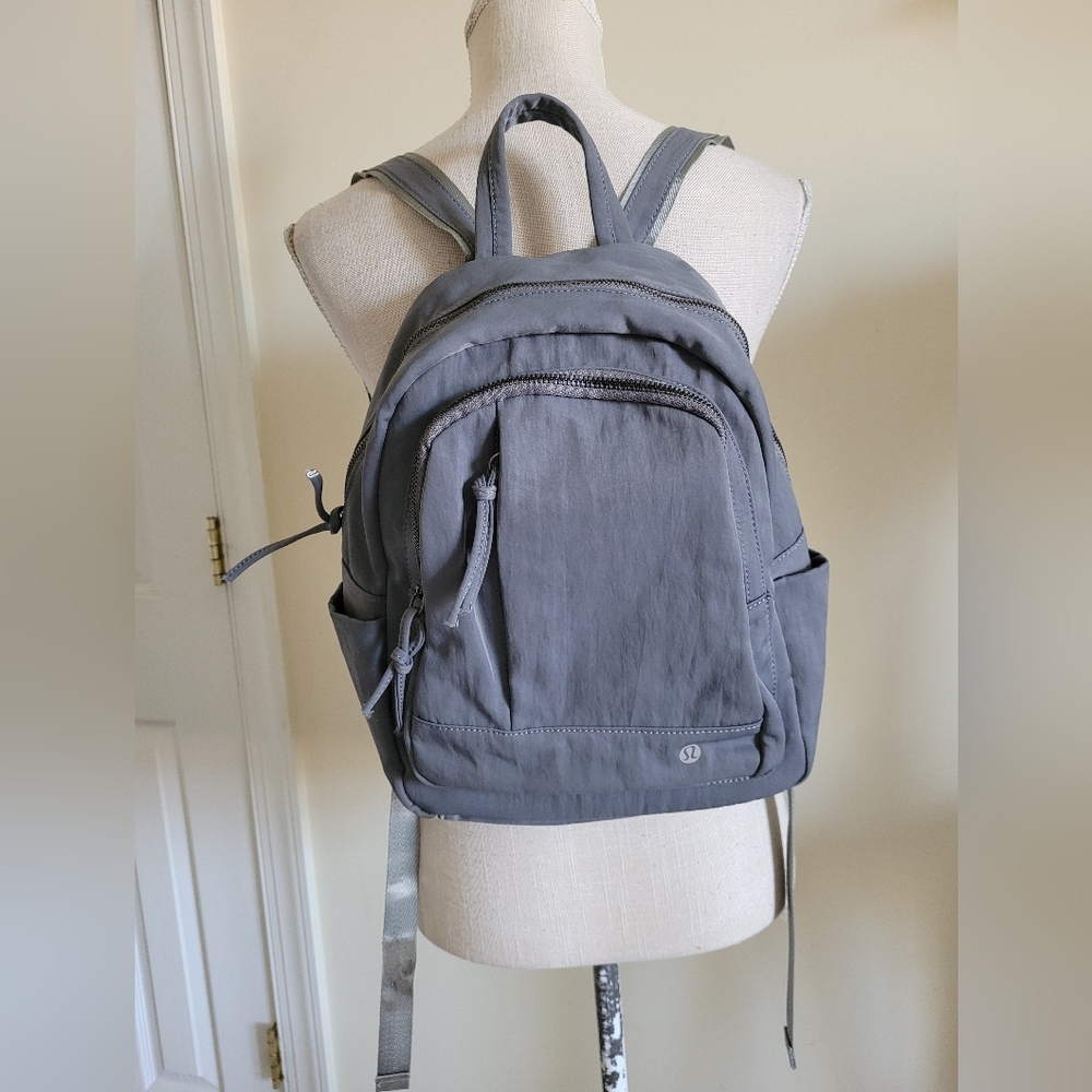 Lululemon women backpack nylon